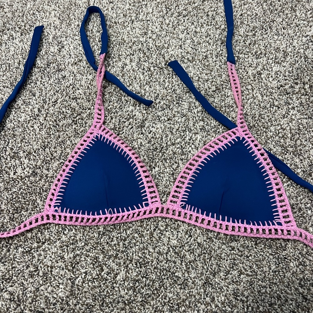 Victoria Secret Bikini Top Size Small